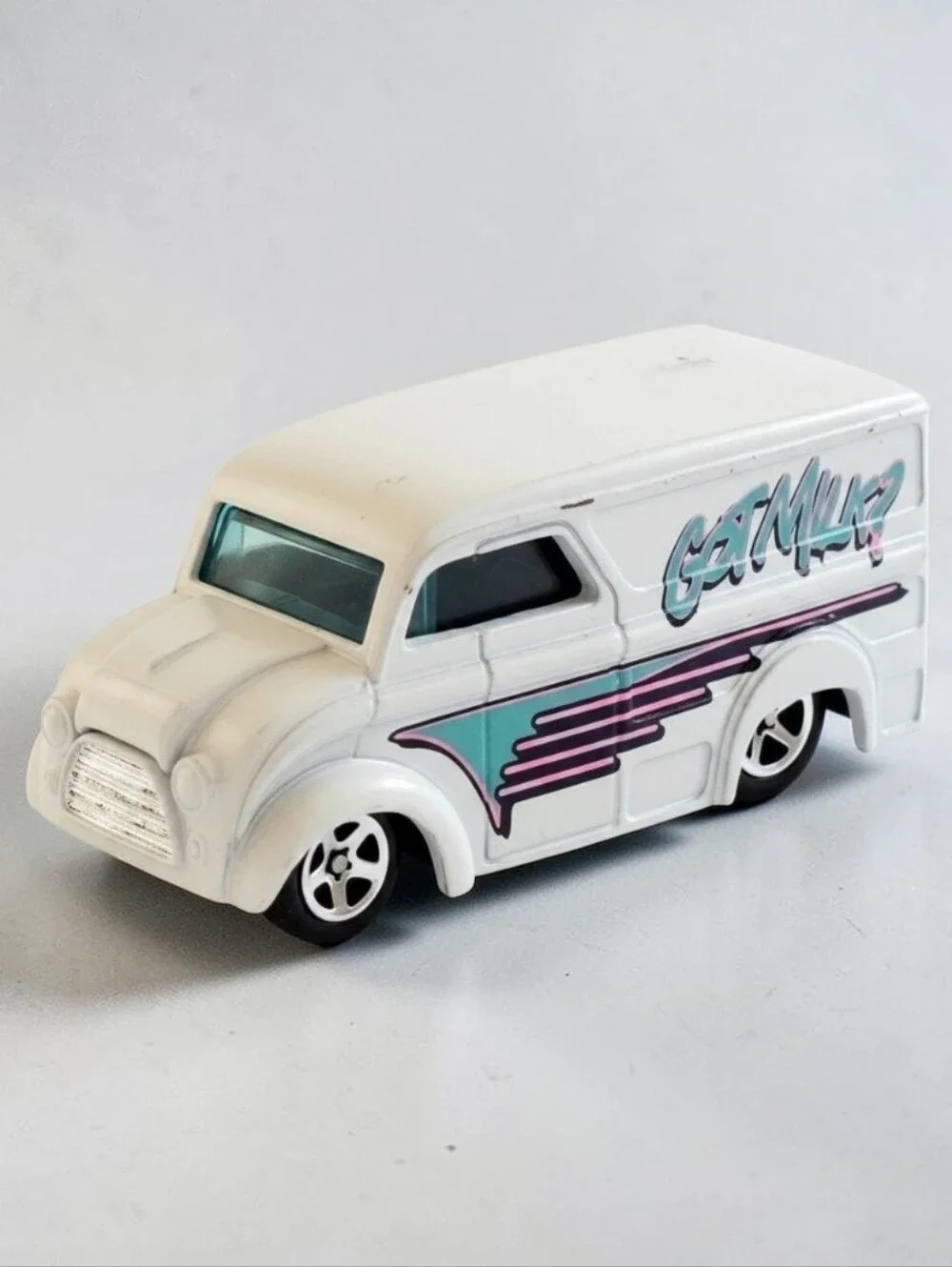 1997 Hot Wheels First Editions Dairy Delivery Got Milk Logo Truck Die-Cast 1:64